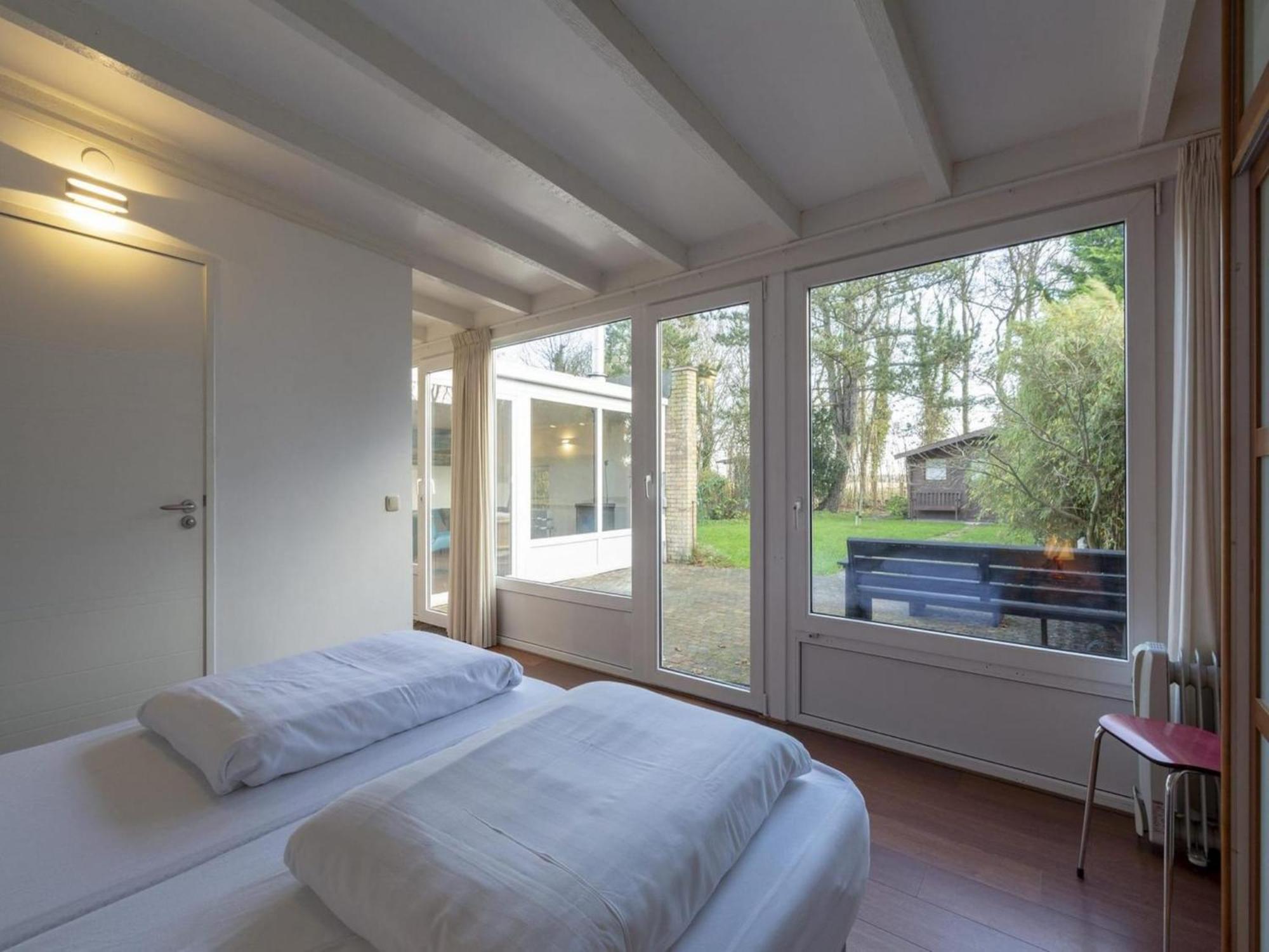 Gorgeous Bungalow For 2Pers At Duinland Sint Maartensvlotbrug Exterior photo